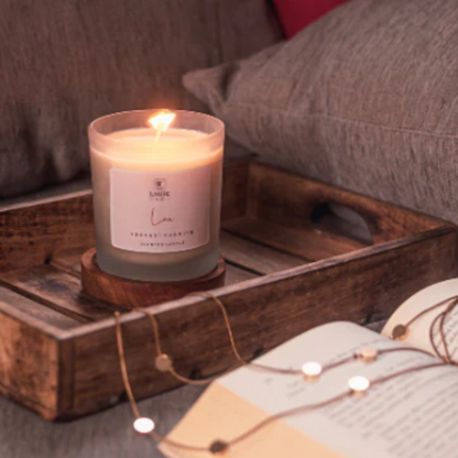 Vela Aromática Esencia Rosa Real 5OZ - Lumiere du Ciel